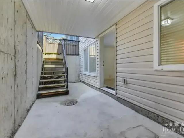 For Rent 2 Bedroom House Surrey BC DS101476165