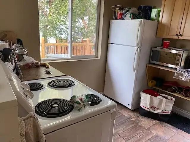 For Rent 2 Bedroom House Sylvan Lake AB DS104956689