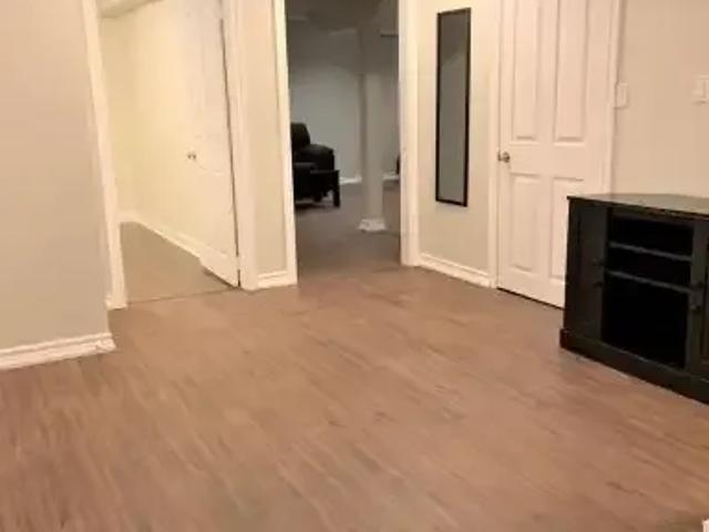 For Rent 2 Bedroom House Richmond Hill ON DLS101948526