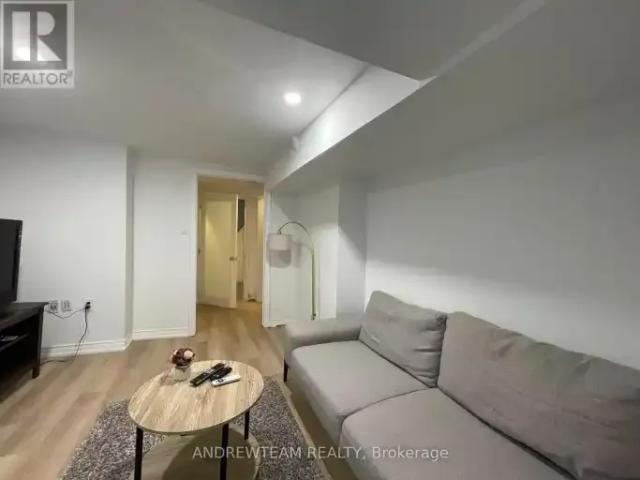 For Rent 2 Bedroom House Richmond Hill ON DLS103091705