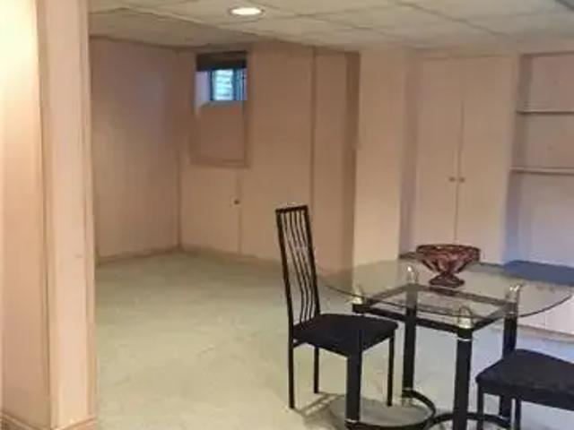 For Rent 2 Bedroom House Richmond Hill ON DS102339204