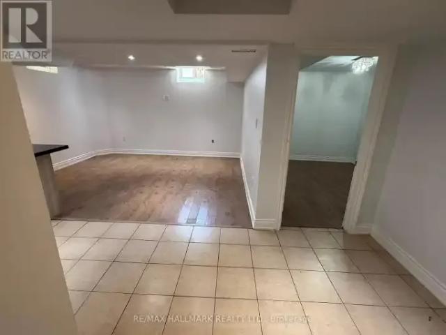 For Rent 2 Bedroom House Richmond Hill ON DS104106833