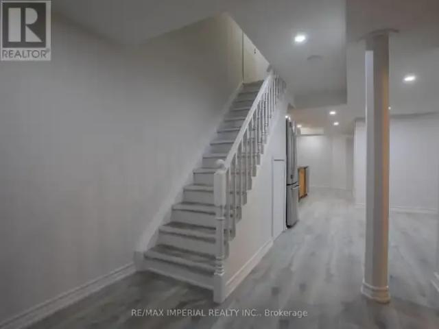 For Rent 2 Bedroom House Richmond Hill ON DS104563619