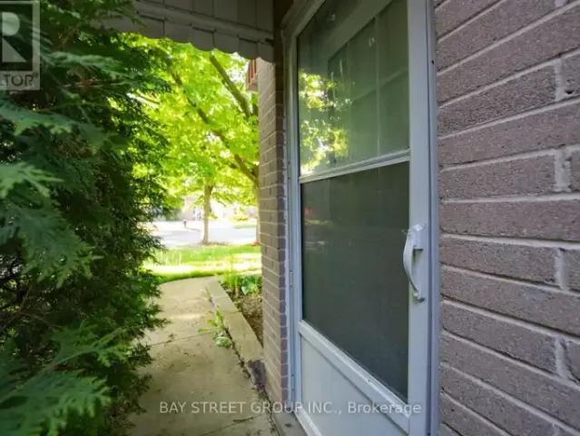 For Rent 2 Bedroom House Richmond Hill ON DS104681900