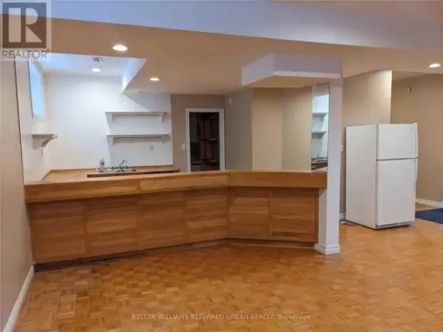 For Rent 2 Bedroom House Richmond Hill ON DS105198734