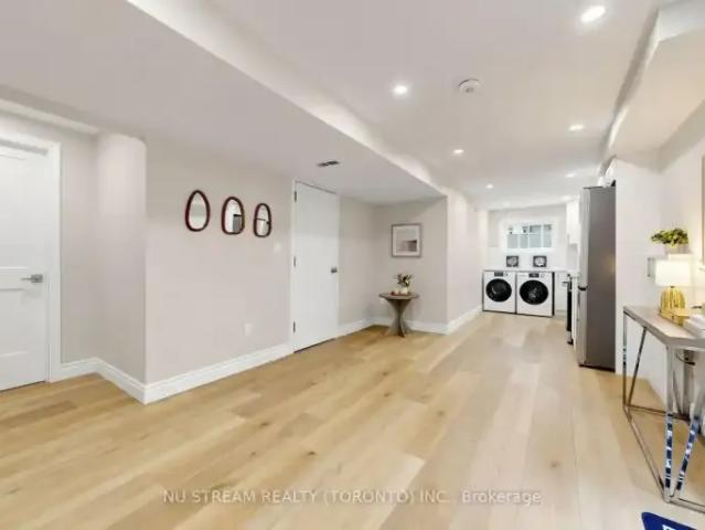 For Rent 2 Bedroom House Waterloo ON DS105565580