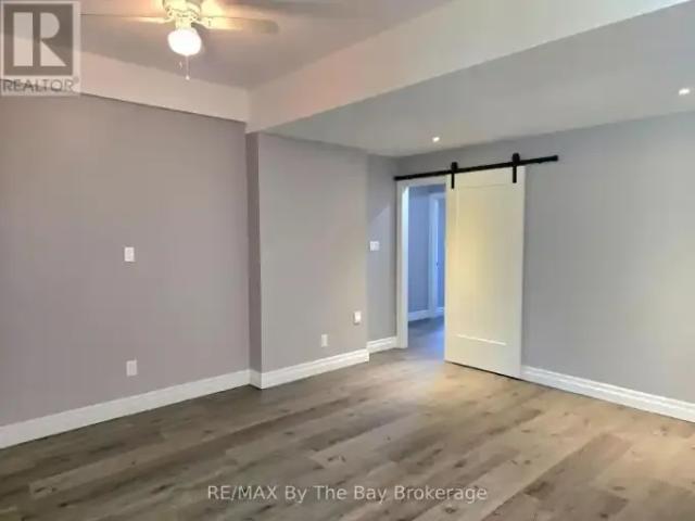 For Rent 2 Bedroom House Wasaga Beach ON DS102518997