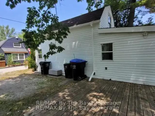 For Rent 2 Bedroom House Wasaga Beach ON DS102794999
