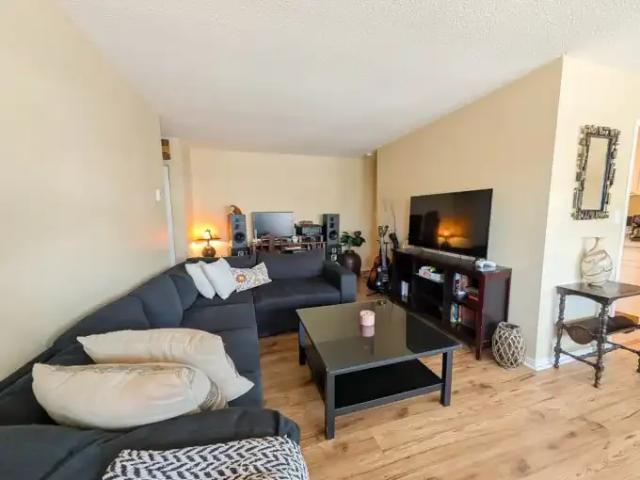 For Rent 2 Bedroom House Welland ON DS102846455
