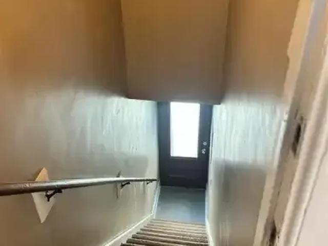 For Rent 2 Bedroom House Windsor ON DLS101878111