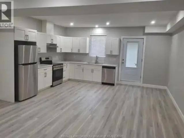 For Rent 2 Bedroom House Windsor ON DLS101879217