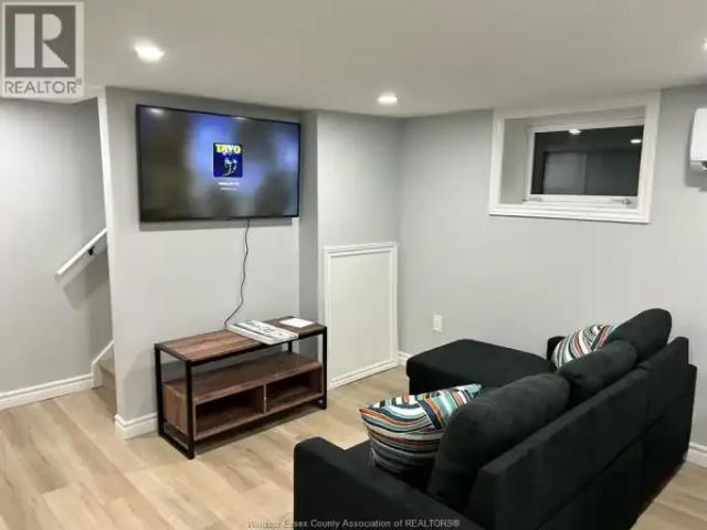 For Rent 2 Bedroom House Windsor ON DLS101879336