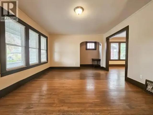For Rent 2 Bedroom House Windsor ON DLS102847505