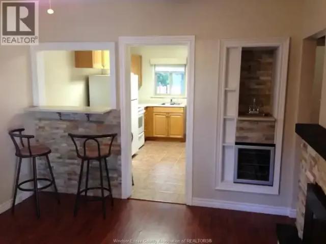 For Rent 2 Bedroom House Windsor ON DLS102085941