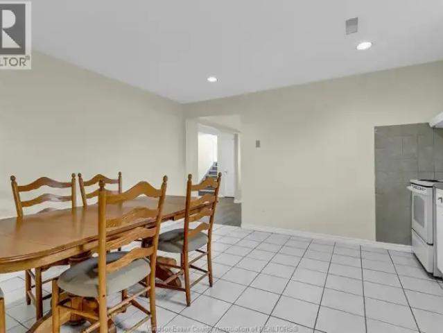 For Rent 2 Bedroom House Windsor ON DLS102243246