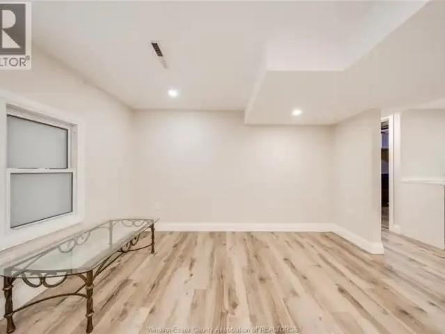 For Rent 2 Bedroom House Windsor ON DLS103119171