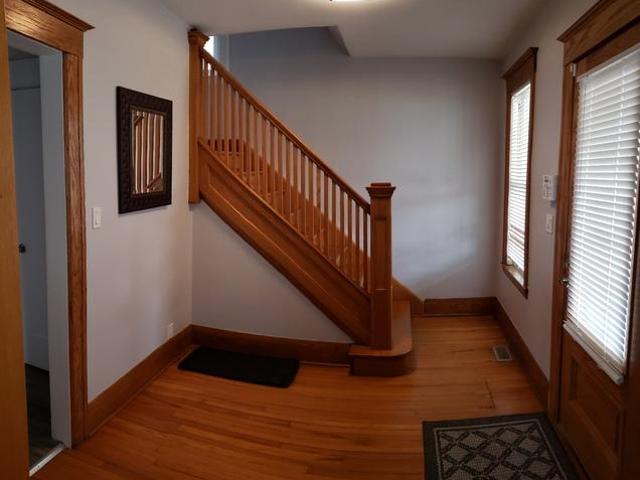For Rent 2 Bedroom House Windsor ON DS102714902