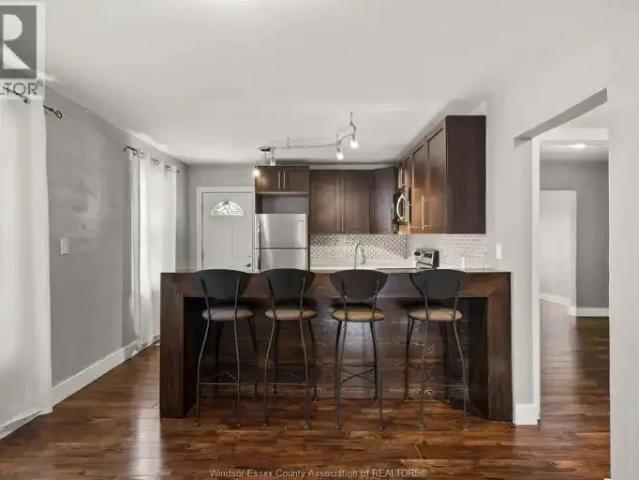 For Rent 2 Bedroom House Windsor ON DS103119179