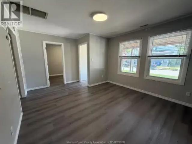 For Rent 2 Bedroom House Windsor ON DS104142947