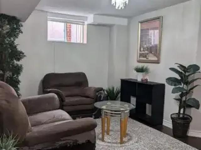 For Rent 2 Bedroom House Vaughan ON DLS103958827