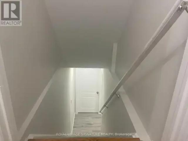 For Rent 2 Bedroom House Vaughan ON DS101878700
