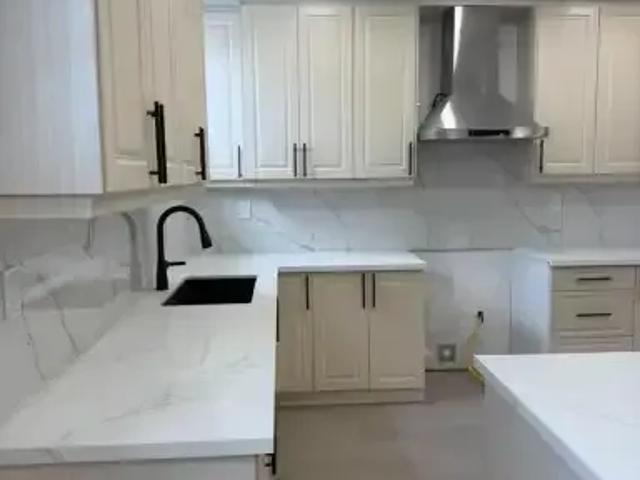 For Rent 2 Bedroom House Vaughan ON DS104972821