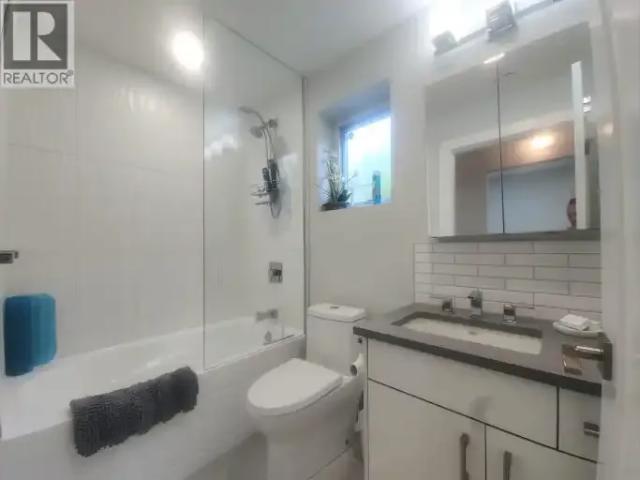 For Rent 2 Bedroom House Vancouver BC DLS103012051