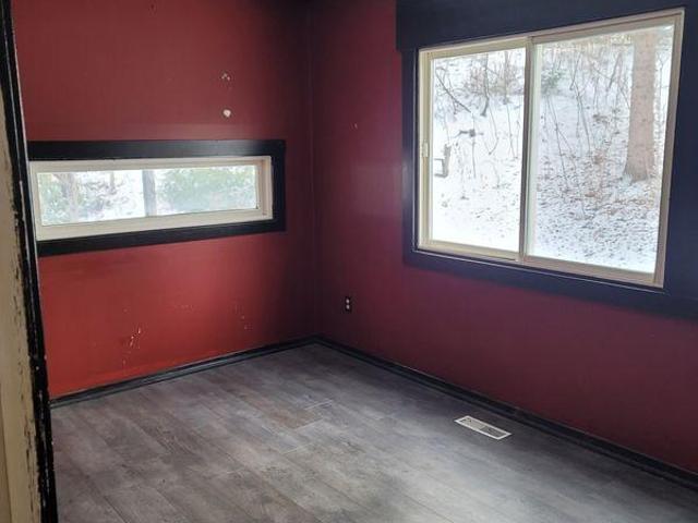 For Rent 2 Bedroom Shared Living/roommate Newmarket ON DS97421577