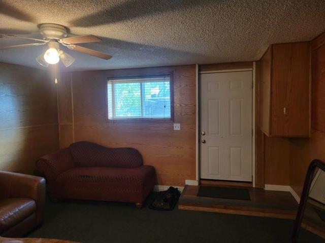 For Rent 2 Bedroom Shared Living/roommate Calgary AB DLS97415265
