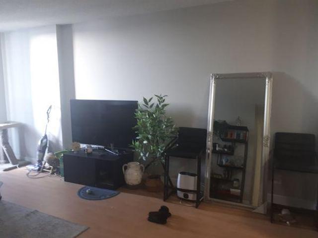 For Rent 2 Bedroom Shared Living/roommate Edmonton AB DLS97421015