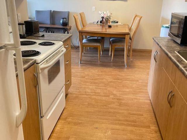 For Rent 2 Bedroom Shared Living/roommate Edmonton AB DS90981793
