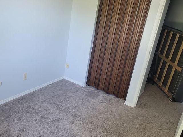 For Rent 2 Bedroom Shared Living/roommate Edmonton AB DS97416613