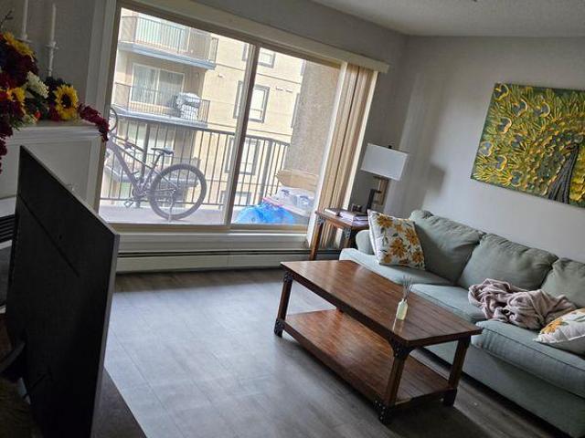 For Rent 2 Bedroom Shared Living/roommate Edmonton AB DS97417732
