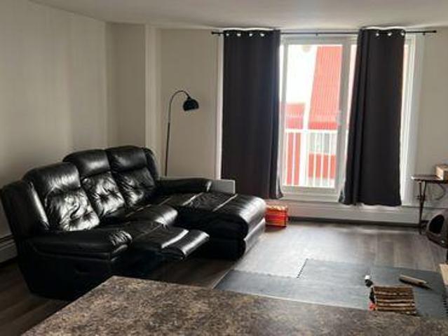 For Rent 2 Bedroom Shared Living/roommate Edmonton AB DS97421274