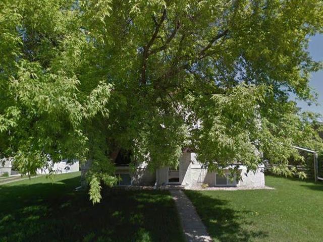 For Rent 2 Bedroom Shared Living/roommate Red Deer AB DS96649197