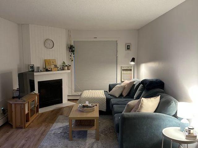 For Rent 2 Bedroom Shared Living/roommate Saskatoon SK DS96648893