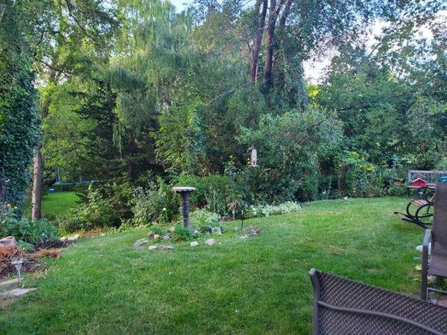 For Rent 2 Bedroom Shared Living/roommate Toronto ON DLS96648369
