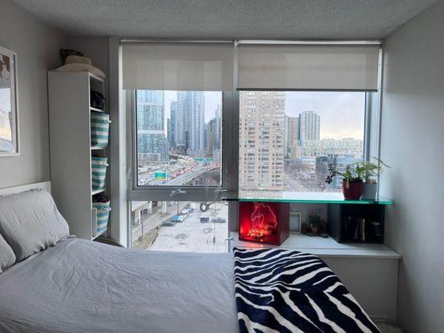 For Rent 2 Bedroom Shared Living/roommate Toronto ON DLS97420936