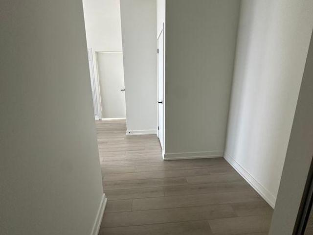 For Rent 2 Bedroom Shared Living/roommate Toronto ON DS96644797