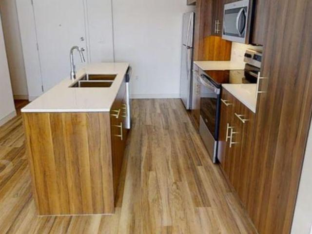 For Rent 2 Bedroom Shared Living/roommate Winnipeg MB DS91354819