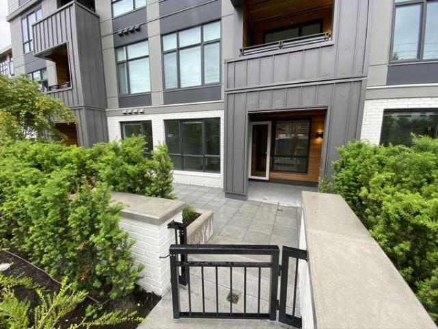 For Rent 2 Bedroom Townhouse North Vancouver BC DS104105820