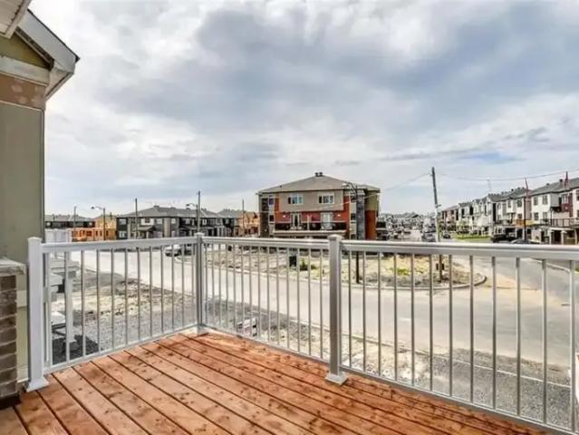 For Rent 2 Bedroom Townhouse Ottawa ON DS103179128