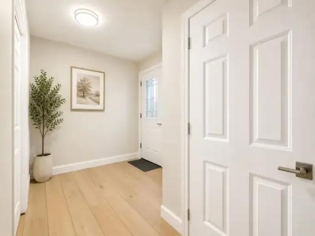 For Rent 2 Bedroom Townhouse Ottawa ON DS103958718