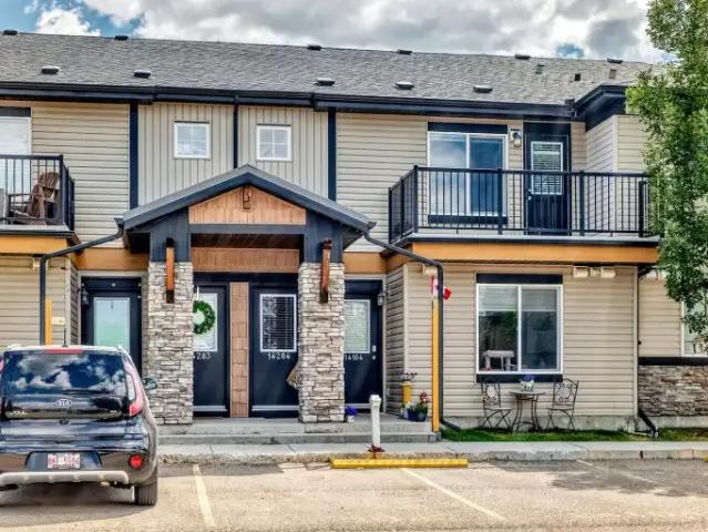 For Rent 2 Bedroom Townhouse Airdrie AB DS104985863