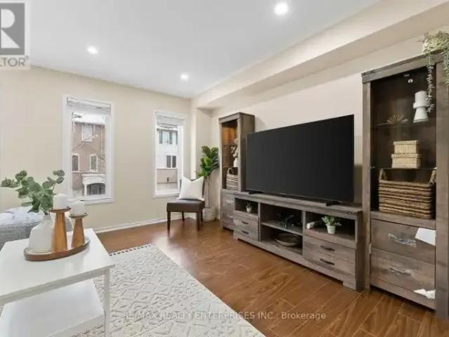 For Rent 2 Bedroom Townhouse Ajax ON DS104106747