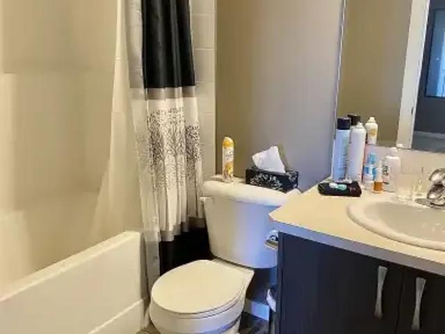 For Rent 2 Bedroom Townhouse Calgary AB DS101773591