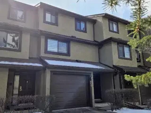For Rent 2 Bedroom Townhouse Calgary AB DS102518697