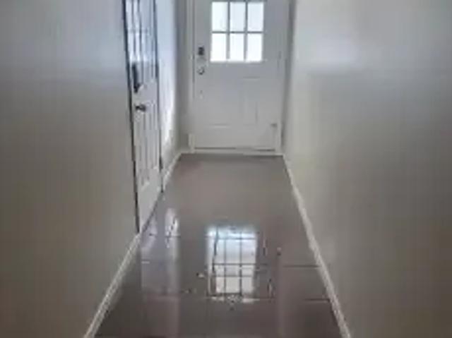 For Rent 2 Bedroom Townhouse Calgary AB DS102847342