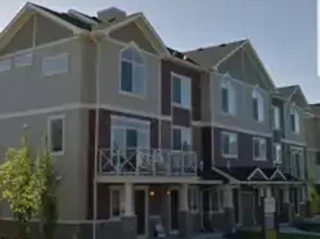 For Rent 2 Bedroom Townhouse Calgary AB DS103030667