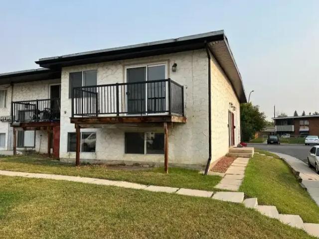 For Rent 2 Bedroom Townhouse Calgary AB DS103151251